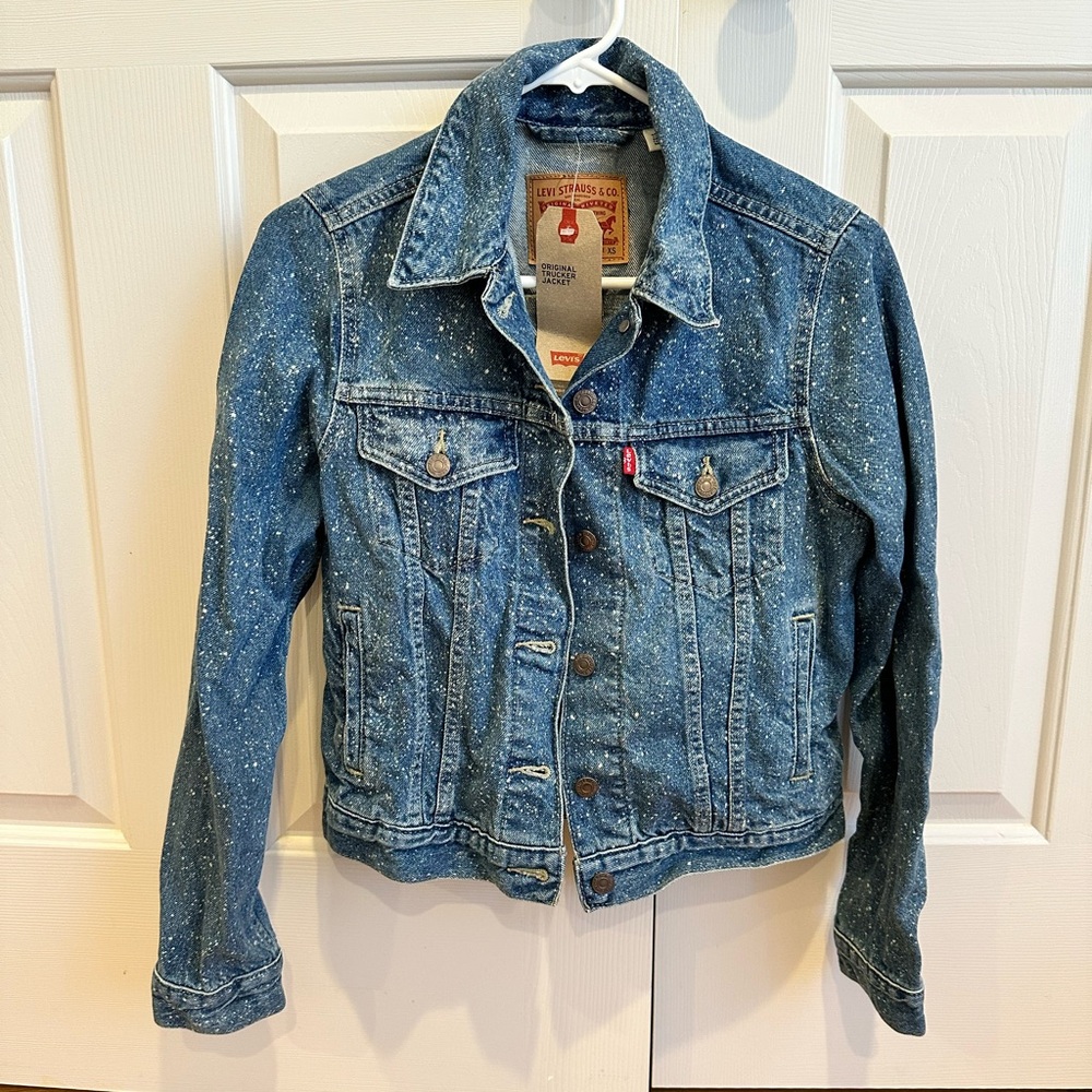 NWT Levi’s speckled denim jacket